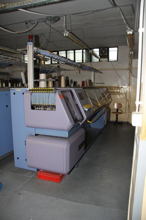 Used STOLL CMS 411 Flat bed knitting machine for Sale (Auction Premium) | NetBid Industrial Auctions